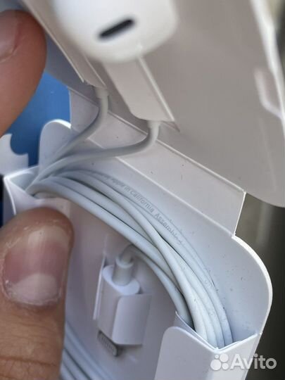 Наушники на iPhone оригинальные новые