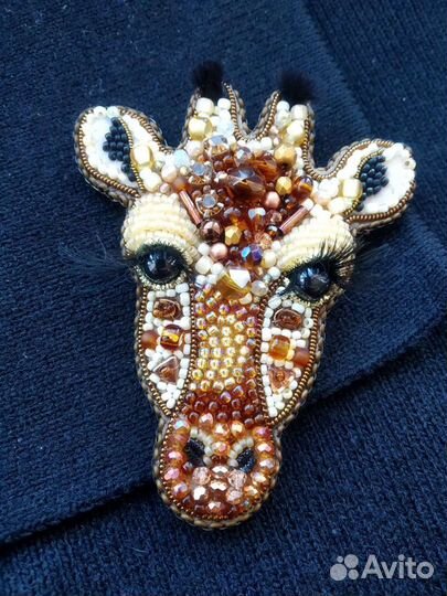 Брошь 