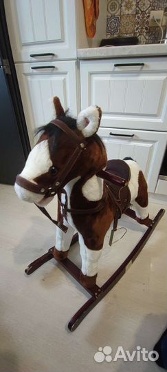 Лошадь качалка деревянная