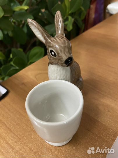 Подставка под яйцо hm