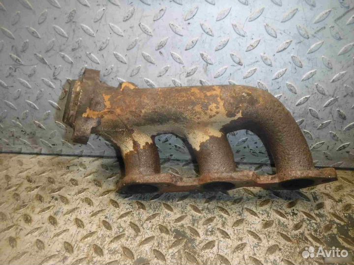 Коллектор выпускной Mercedes Benz W124 1984-1993