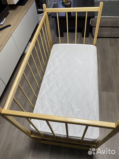 Детская кроватка