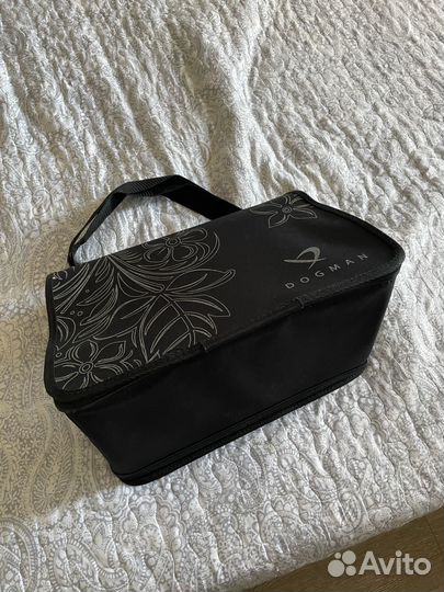 Переноска для кошек и маленьких собак