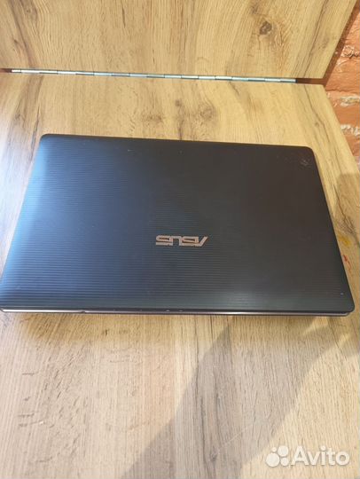 Ноутбук asus k53e