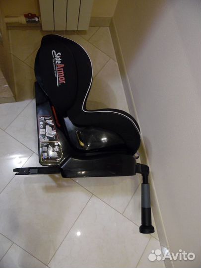 Автокресло группа 1/2 (9-25 кг) Welldon Royal Baby