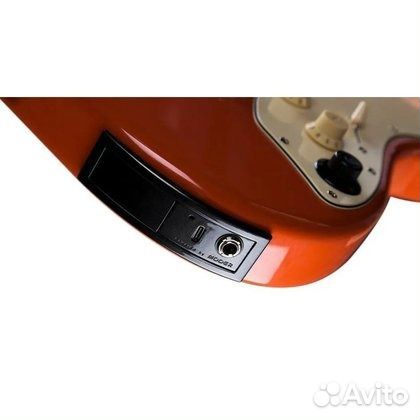 Электрогитара со встроенным процессором Mooer gtrs