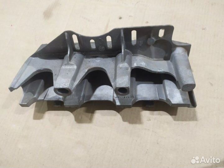 Кронштейн Nissan Almera G15 K4M 2013