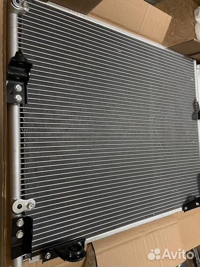 Радиатор кондиционера Toyota Land Cruiser