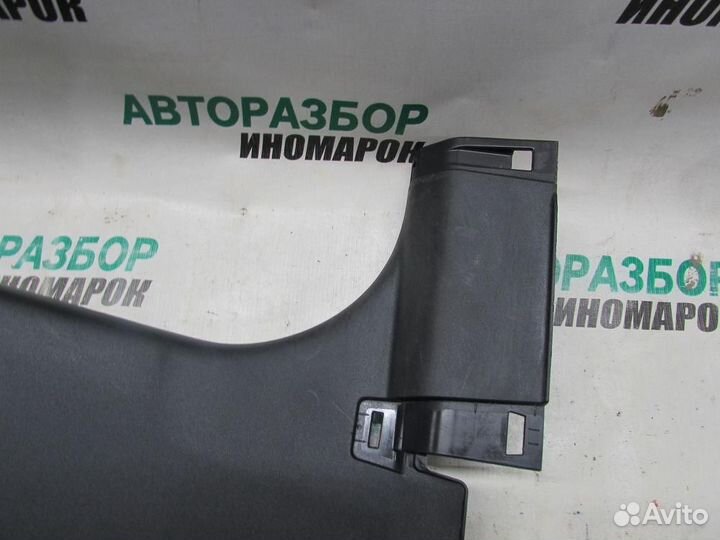 Обшивка стойки для Mitsubishi Outlander 3 2012