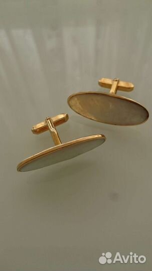 Запонки перламутр