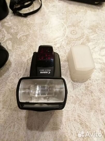 Вспышка камеры Canon speedlite 580ex 2