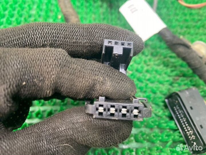 Проводка (коса двери) задняя левая Volkswagen Golf