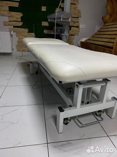 Кушетка гидравлическая