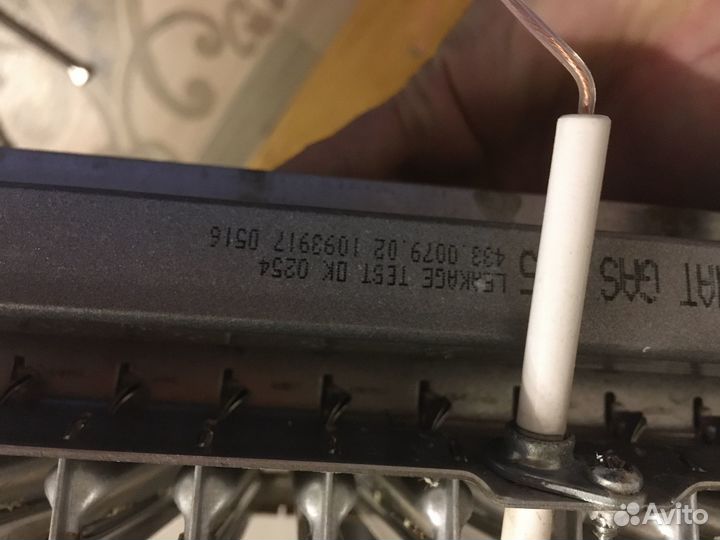 Электрод розжига и контроля пламени с горелкой