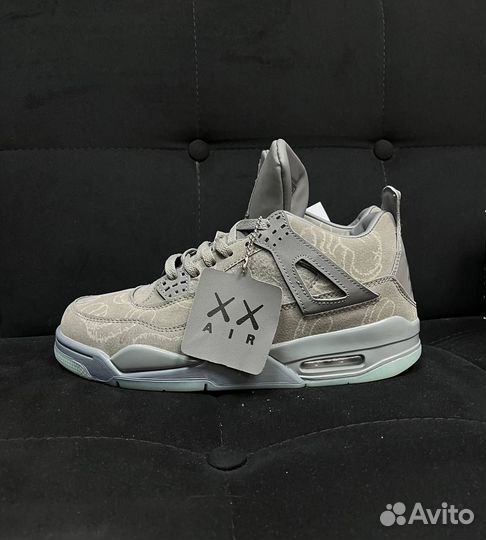 Новые кроссовки Nike Kaws 41-43, забирайте