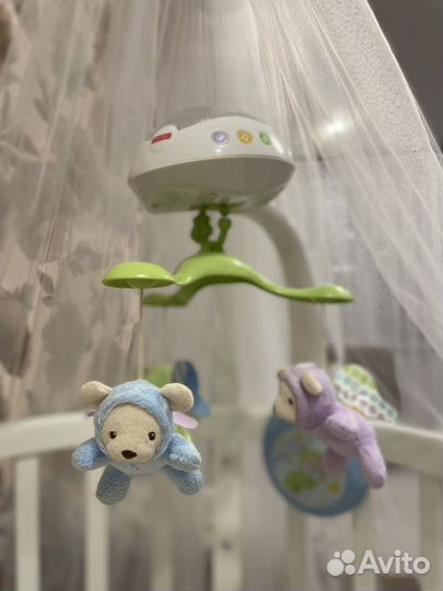 Мобиль на кроватку fisher price мечты о бабочках
