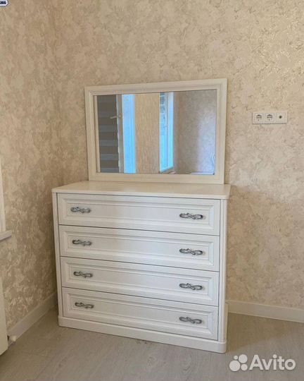 Кровать в спальню. Спальня