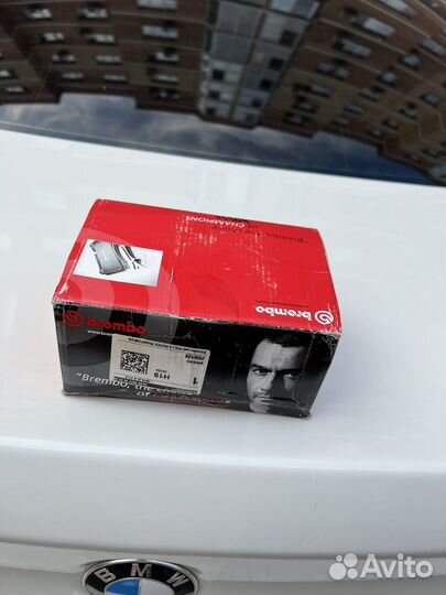 Тормозные колодки brembo