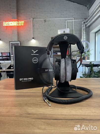 Beyerdynamic DT 990 PRO