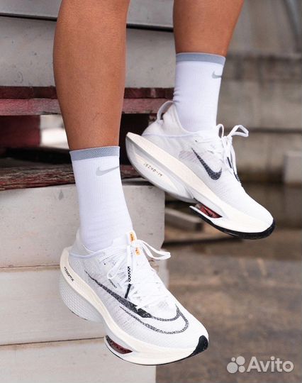 Кроссовки nike zoomx