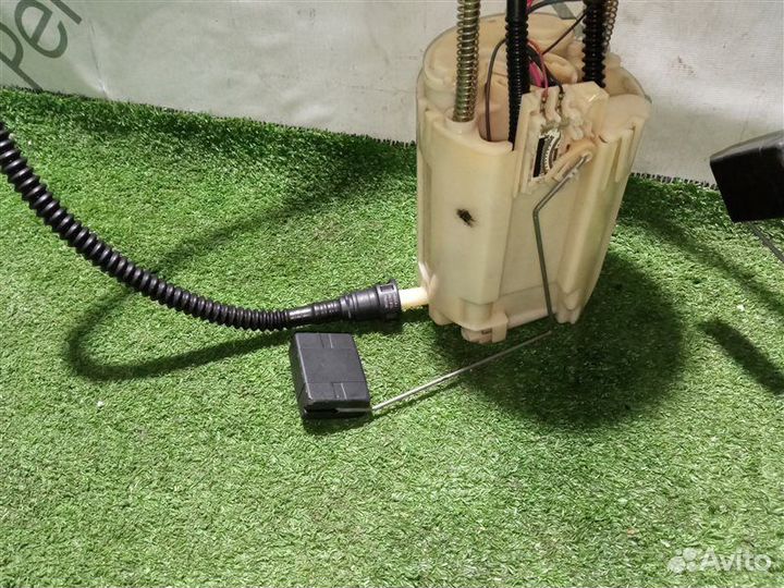 Бензонасос Toyota Crown GRS180