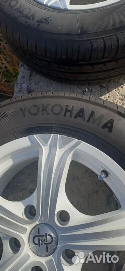 Yokohama Bluearth ES32 205/65 R15 99