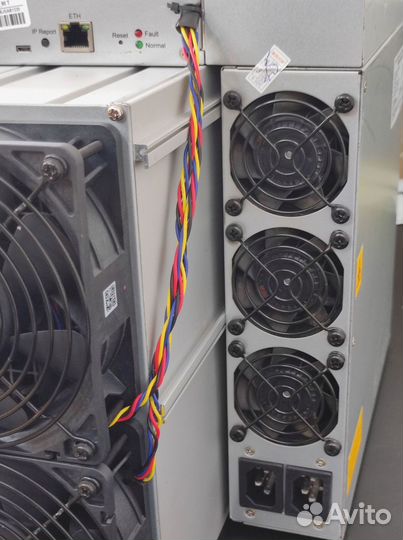 Asic майнер Bitmain Antminer S19