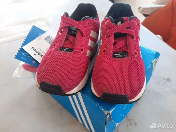Кроссовки детские для девочек adidas