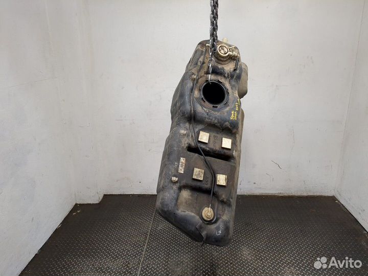 Бак топливный Jeep Commander, 2009