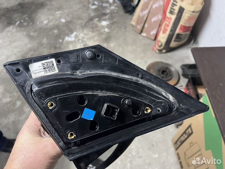 Боковое зеркало на hyundai solaris правое