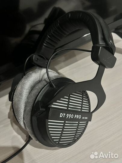 Beyerdynamic DT990 PRO