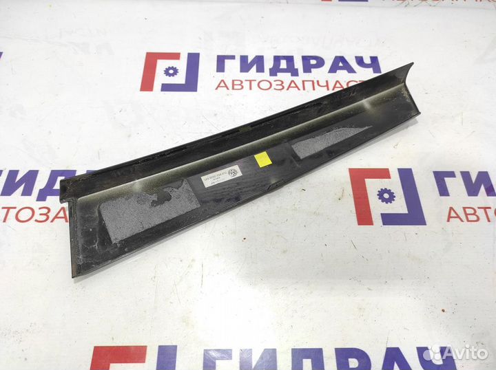 Накладка стойки наружная задняя правая Volkswagen