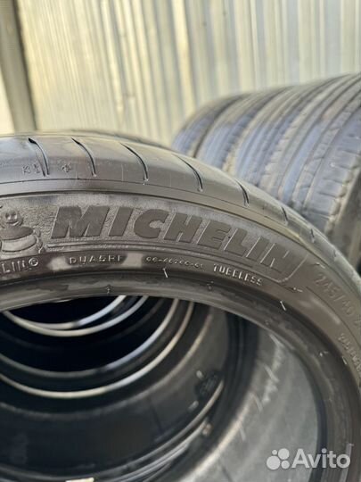 Michelin Pilot Sport 4 245/40 R18 119Y