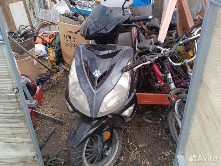 Продам скутер Irbis двухтактный