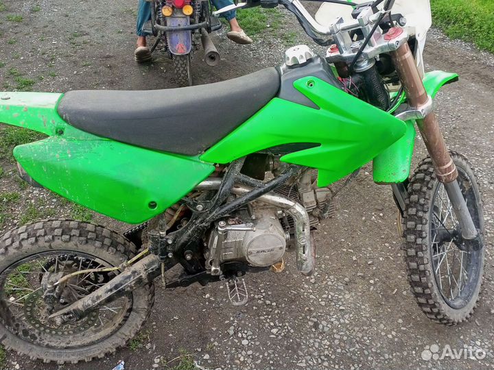 Продам пит байк