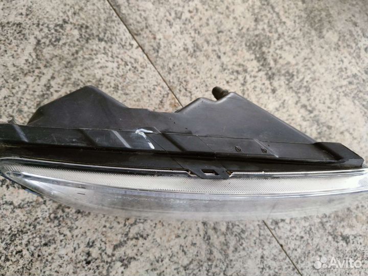 Фара противотуманная правая Volkswagen Polo 5