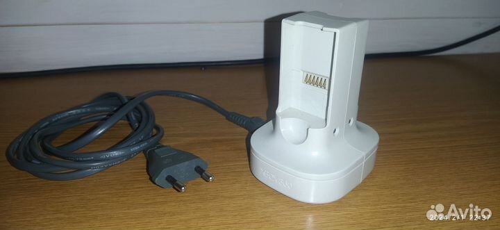 Зарядное устройство для АКБ XBox 360