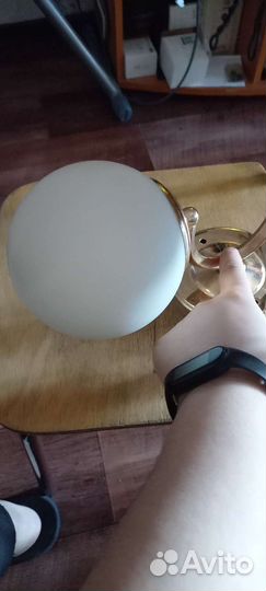 Люстра на стену