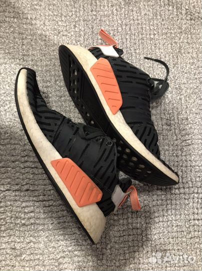Adidas NMD R2 оливковый