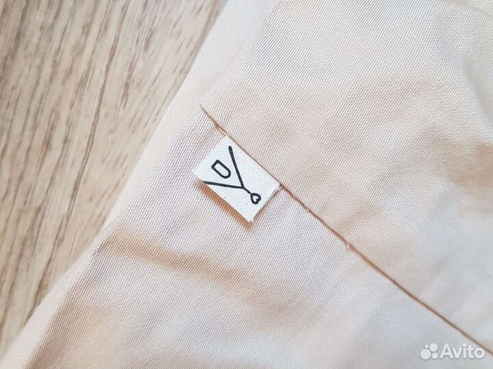 Новая Простынь на резинке на овальную кровать