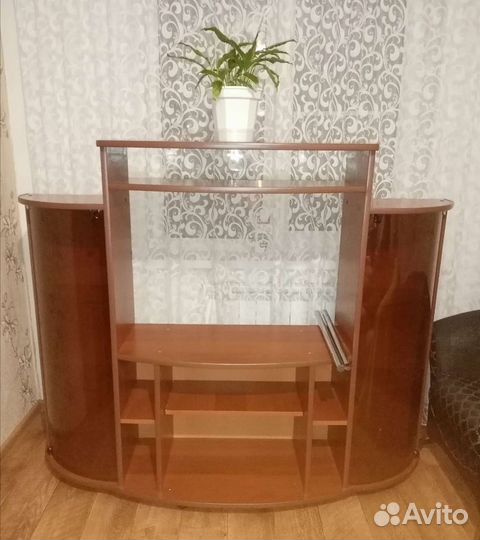 Тумба под телевизор