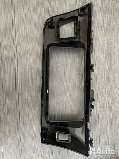 Рамка на магнитолу toyota corolla 2013-н.в