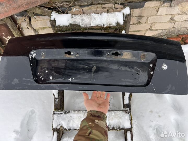 Крышка багажника priora седан