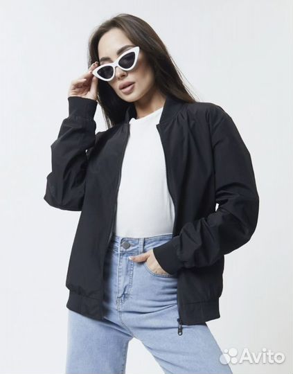 Бомбер женский