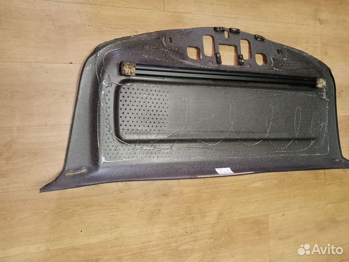 Рено Меган 2 седан задняя полка