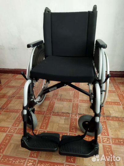 Инвалидная коляска новая