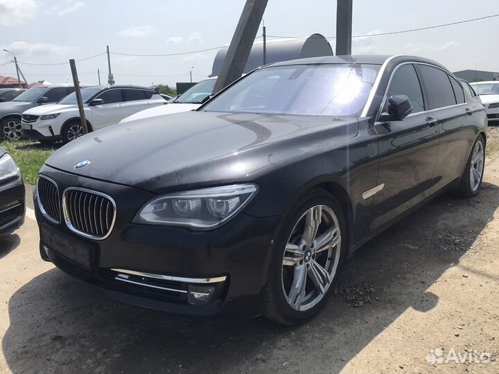 BMW 7 F02 F01 LCI в разборе N63B44B
