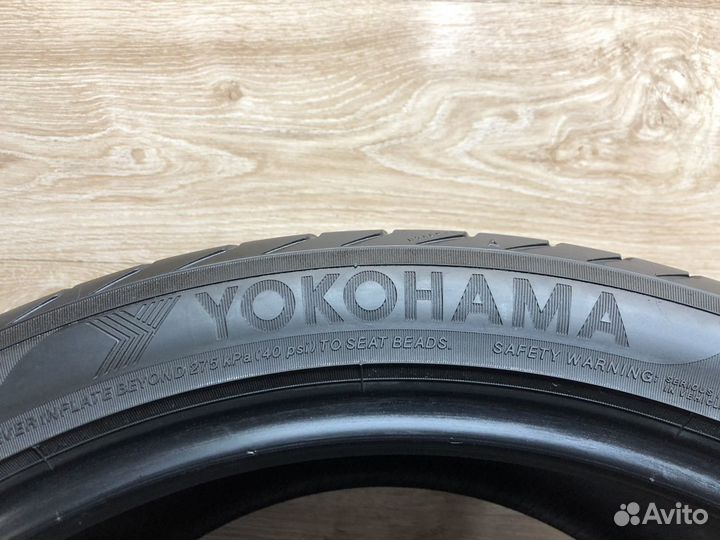 Yokohama Advan Sport V105 295/35 R21 107Y