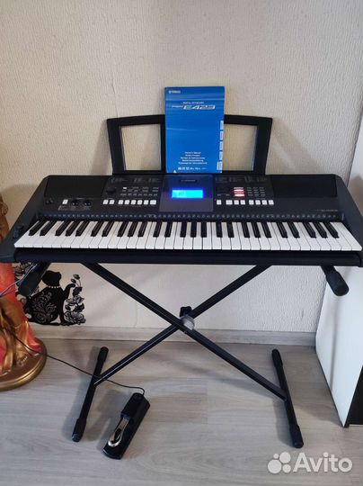 Синтезатор Yamaha PSR-E423