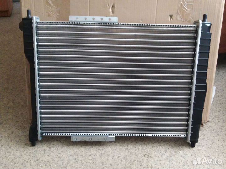 Радиатор новый основной охлаждения на zaz chans